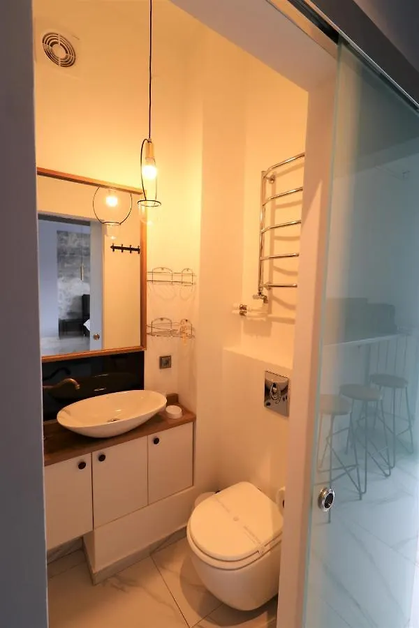 Apartment Deluxe Skyline Retreat Studio - Old Town Bucharest Romania