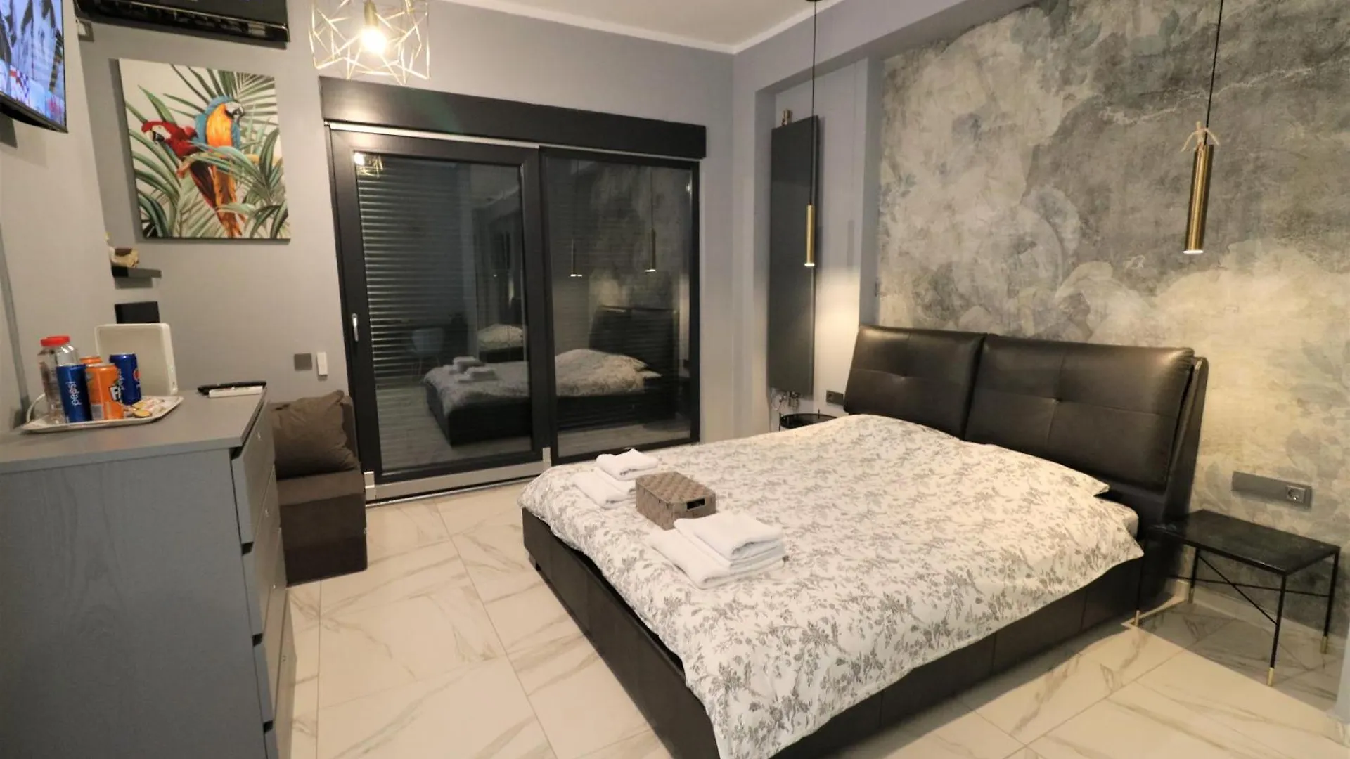 Apartment Deluxe Skyline Retreat Studio - Old Town Bucharest